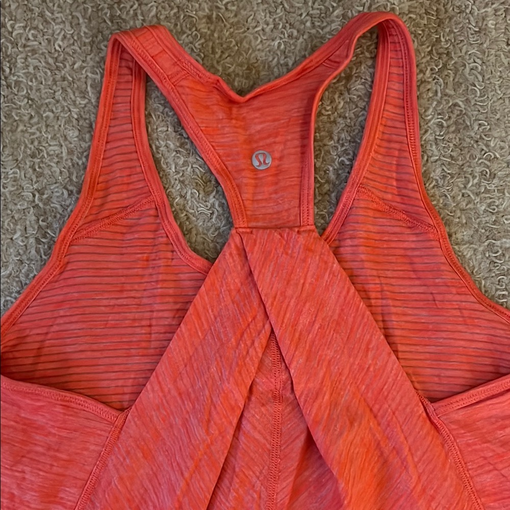Women's Lululemon Tank Top - Picture 2 of 3